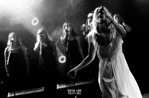 MYRKUR: To live album σε μαυσωλείο και η διασκευή Bathory