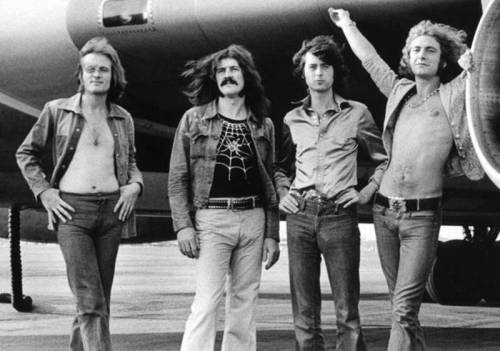 LED ZEPPELIN: “What Is and What Should Never Be” (video clip από τα “BBC Sessions”)